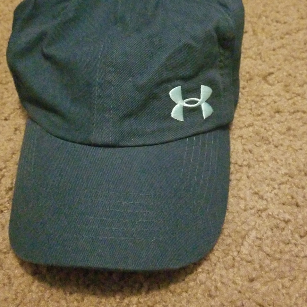 Under armour unworn ball cap dark teal
